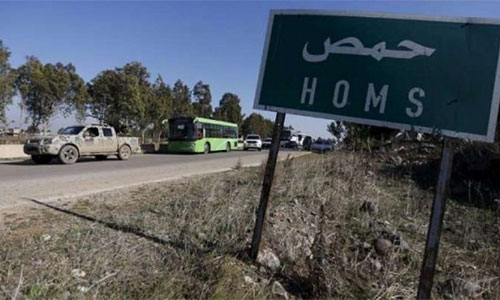 terroristas abandonan el norte de Homs La bandera nacional siria vuelve a ondear en Rasten y Talbisé